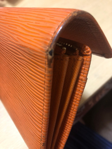 ルイ・ヴィトン  エピ財布  正規品  値下げしました！！