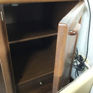 収納キャビネットを差し上げますの画像