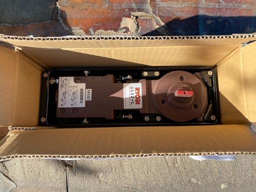 フロアヒンジ(梱包開封済み新品)格安にて販売いたします！！