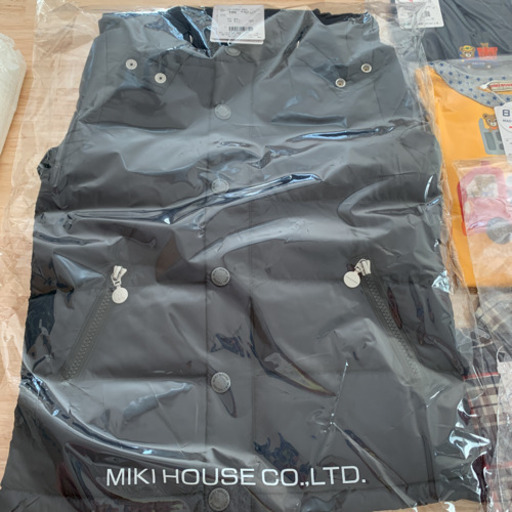 新品未使用　ミキハウスダウンジャケット100cm