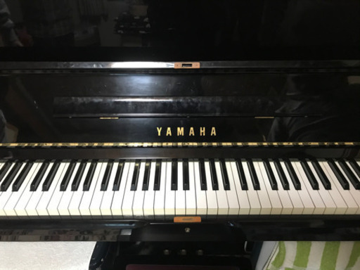 アップライトピアノ