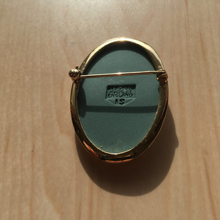 WEDGWOOD ブローチの画像