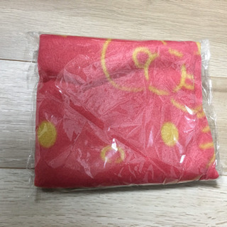 ハローキティ　ひざかけの画像