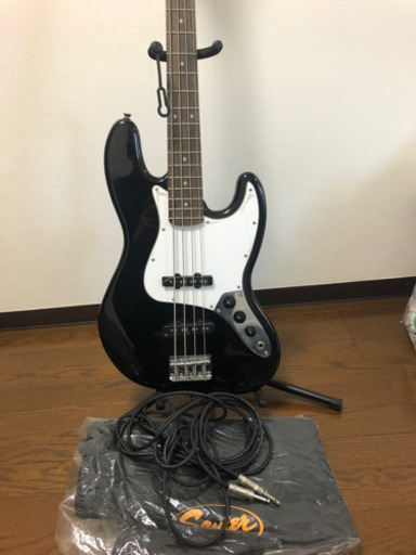 Squier by Fender エレキベース Affinity Series