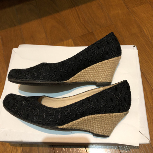 パンプス　レディース　黒　靴　比較的綺麗