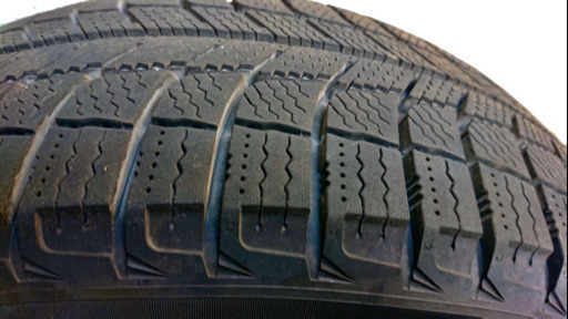 お値下げ！スタットレスタイヤ　2018年製造　ミシュラン4本セット　ワンシーズ使用