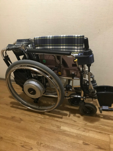 ヤマハ電動車いす　JW１　フロントキャスター新品交換しました。