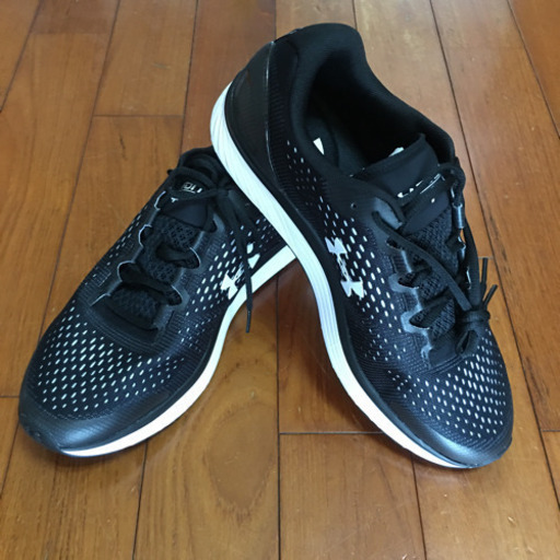 アンダーアーマー シューズ新品