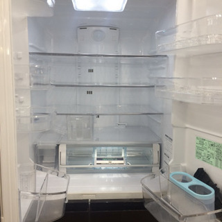 安心の半年間返金保証！HITACHIの6ドア冷蔵庫です！ 安心の1年間返金保証！HITACHI（ヒタチ）の6ドア冷蔵庫です！