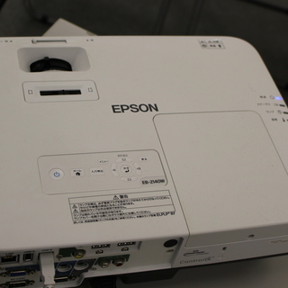 エプソン EB-2140W ビジネスプロジェクター の画像