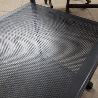 処分価格❗　キャスター付きワゴンの画像