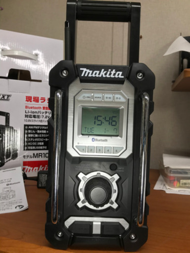 マキタ 現場ラジオ　Bluetooth   MR108B 黒色