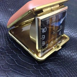 CITIZEN 旅行用 アラーム ゼンマイ時計の画像