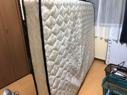 ダブルベッドマット　へたれなし