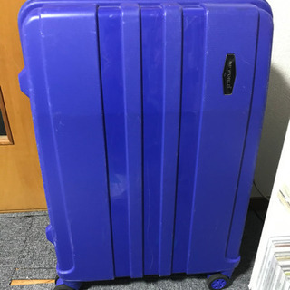 スーツケースの画像