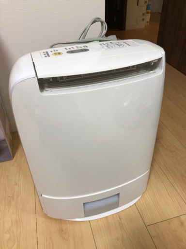 譲渡決まりました。パニソニック　Panasonic 除湿乾燥機　F-YZJ60 ピンク