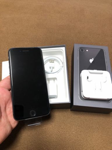 新品 iPhone8 シムフリー(ブラック)②