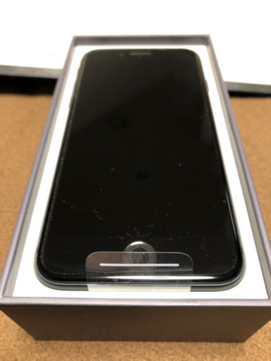 新品 iPhone8 シムフリー(ブラック)②