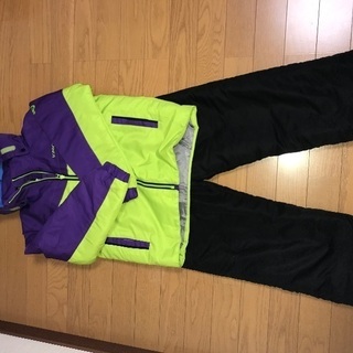 キッズスキーウェア上下　140cm