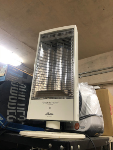 アラジン　電気ストーブ