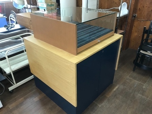 業務用 展示ケース ガラスショーケース 収納棚 什器 店舗 お店 腕時計店で使用されていた物