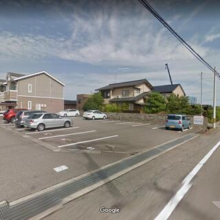 💛300円/日💛契約不要☆駐車場💛松任駅徒歩６分💛舗装駐車場💛防犯カメラ付きの画像