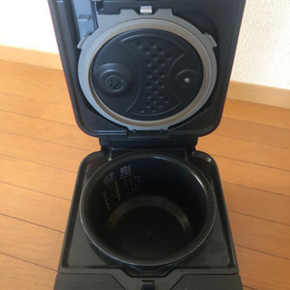 【取引先決定しました】三菱炊飯ジャー　炭炊釜  ５合炊きの画像