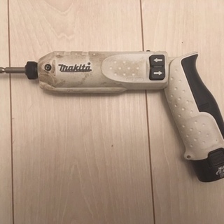 電動工具　マキタ　ペンドライバ