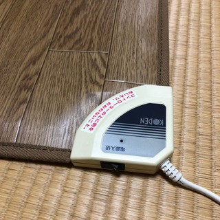 足もとホットカーペットの画像