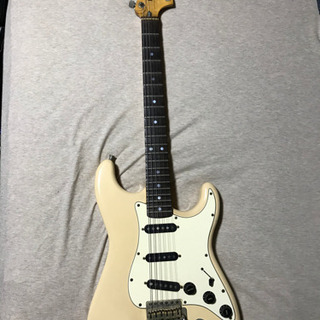 フェルナンデス ストラトギター