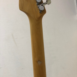 フェルナンデス  ギターの画像