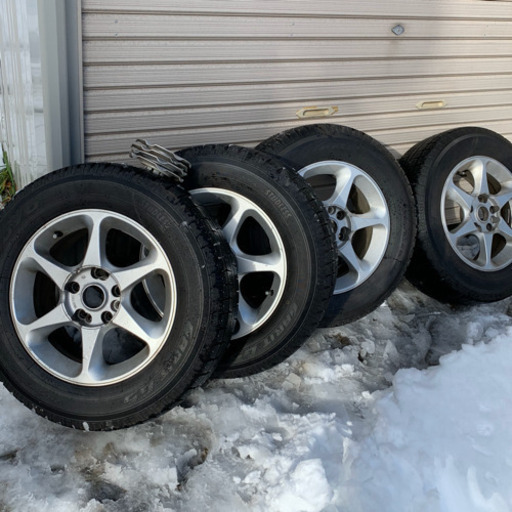 中古　アルミ付スタッドレスタイヤ　205/65/R15 TOYO GARIT G5