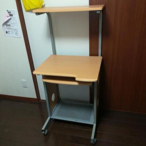 パソコン机