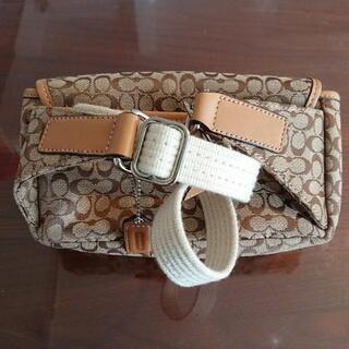COACHのウエストポーチですの画像