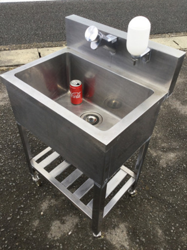 中古　1W  流し台　1槽　ステンレス　業務用 　幅60　　奥行46　　高さ83 (バックガード含97.2)　 （ｃｍ）　深さ　24cm