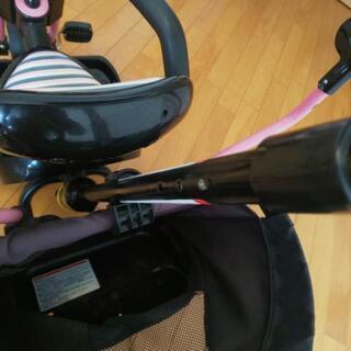 三輪車 / 幌付き / ステップ付き /かじ取り棒の画像