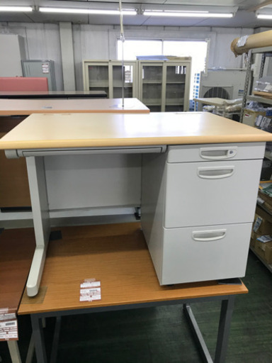 事務机片袖机☆79665ラッチ施錠引出し鍵付