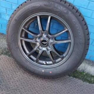 スタッドレスタイヤ　215/60R16 ホイールセット