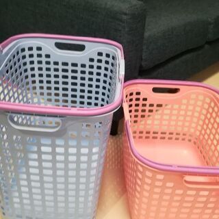 洗濯かご　２つ