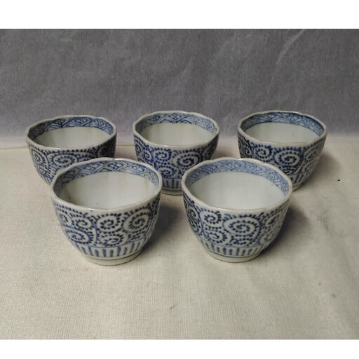 c539 蛸唐草 中猪口 5客 古伊万里 そばちょこ 蕎麦猪口 そば猪口 染付