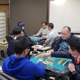 一緒に麻雀しませんか(^^)/　毎週金曜日　19時～　参加費25...