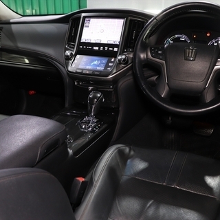 【車検２年付】  トヨタ クラウンハイブリッド アスリート ハイブリッド 2.5 S 新品社外20inアルミ/車高調/ETC☆自社ローン・オートローン全国対応の画像