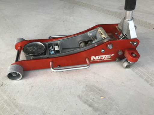 アルミ　2t フロアジャッキ　中古