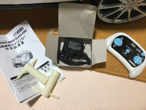 電動カー　ラジコンカー　乗用ラジコン　ベンツ　子供用　車のおもちゃ