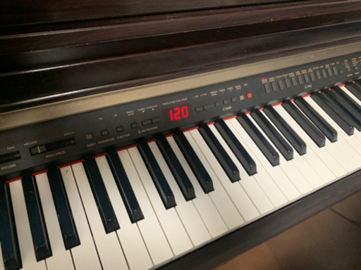 電子ピアノ YAMAHA