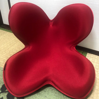 MTG 骨盤サポートチェア 