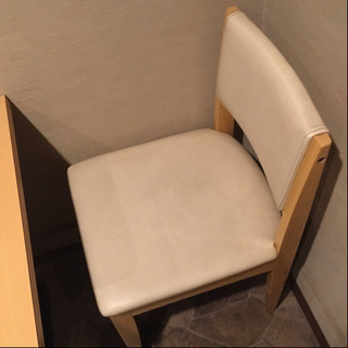 配送料のみ！ダイニングチェア　10脚あります。