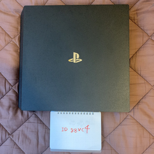 プレイステーション4プロ　本体　PS4 Pro