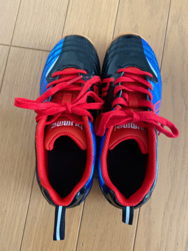 子供用 サッカー室内用シューズ