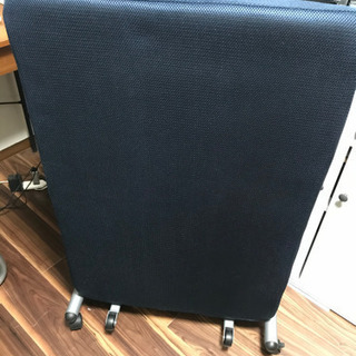 折畳みベッド　アイリスオーヤマ の画像